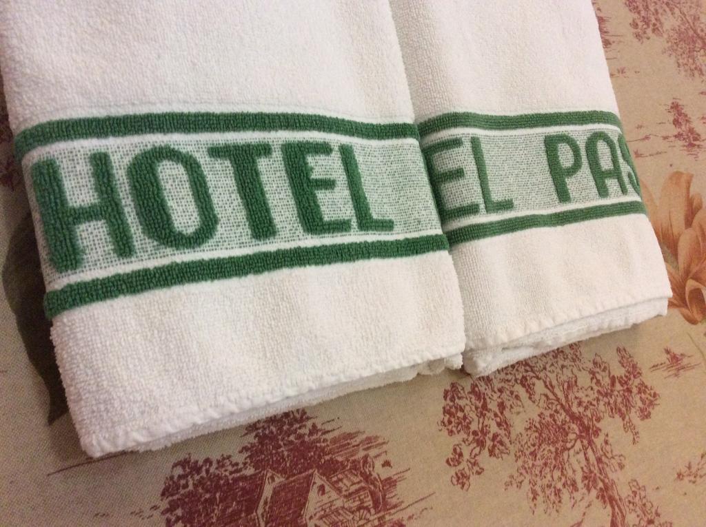 El Paso Hotel Águilas Buitenkant foto